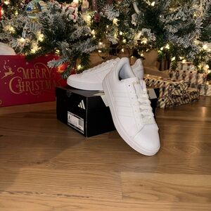 Adidas White and Gold Casual Sneakers